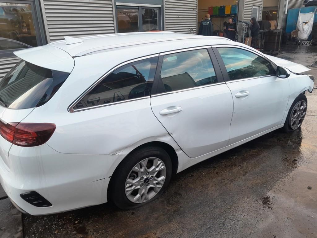 RAAMMECHANIEK RECHTS VOOR Kia Ceed Sportswagon (CDF), Gebruikt, Kia