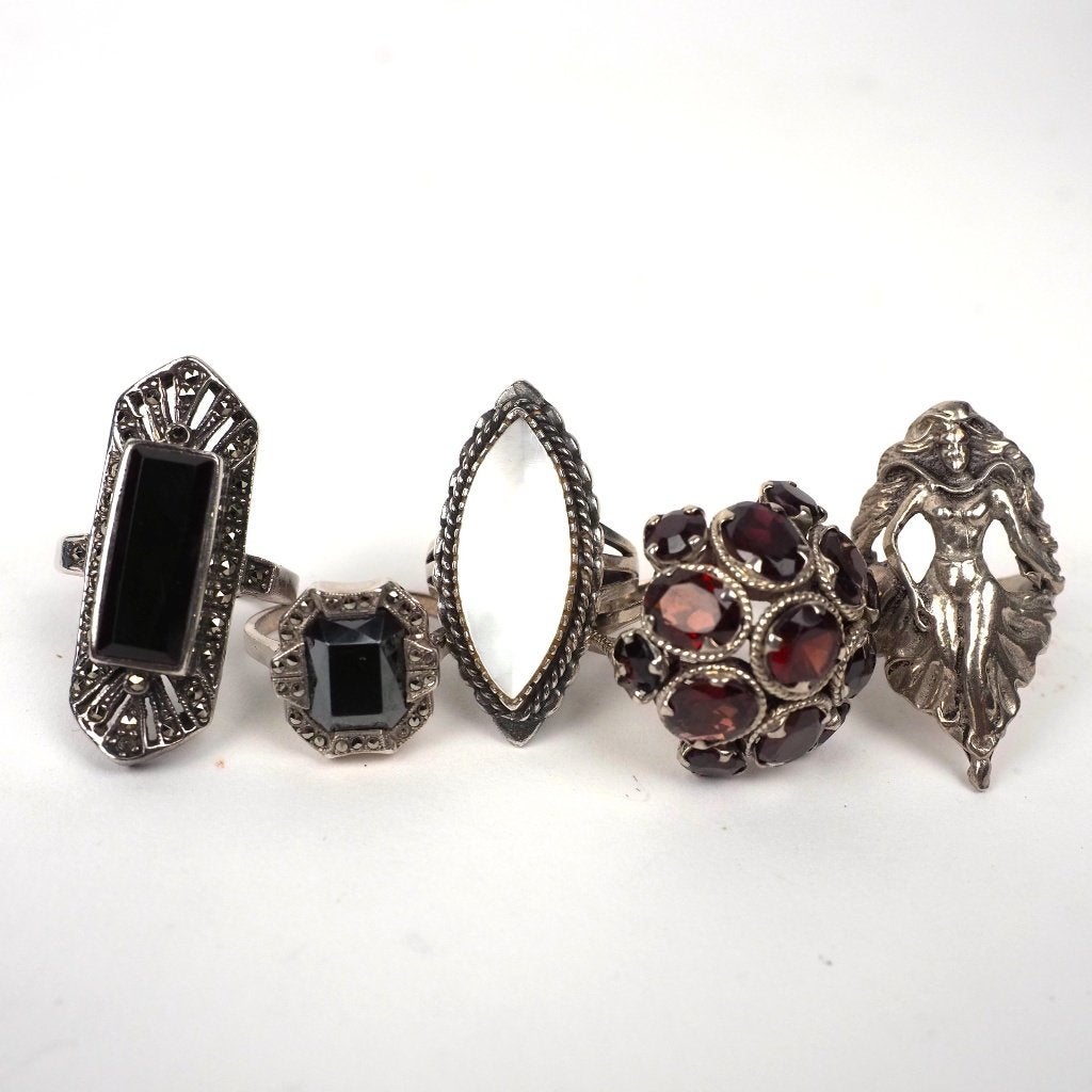 5  zilveren ringen – 34,96 g – Art Deco & artistiek design, Enlèvement, Argent, Argent