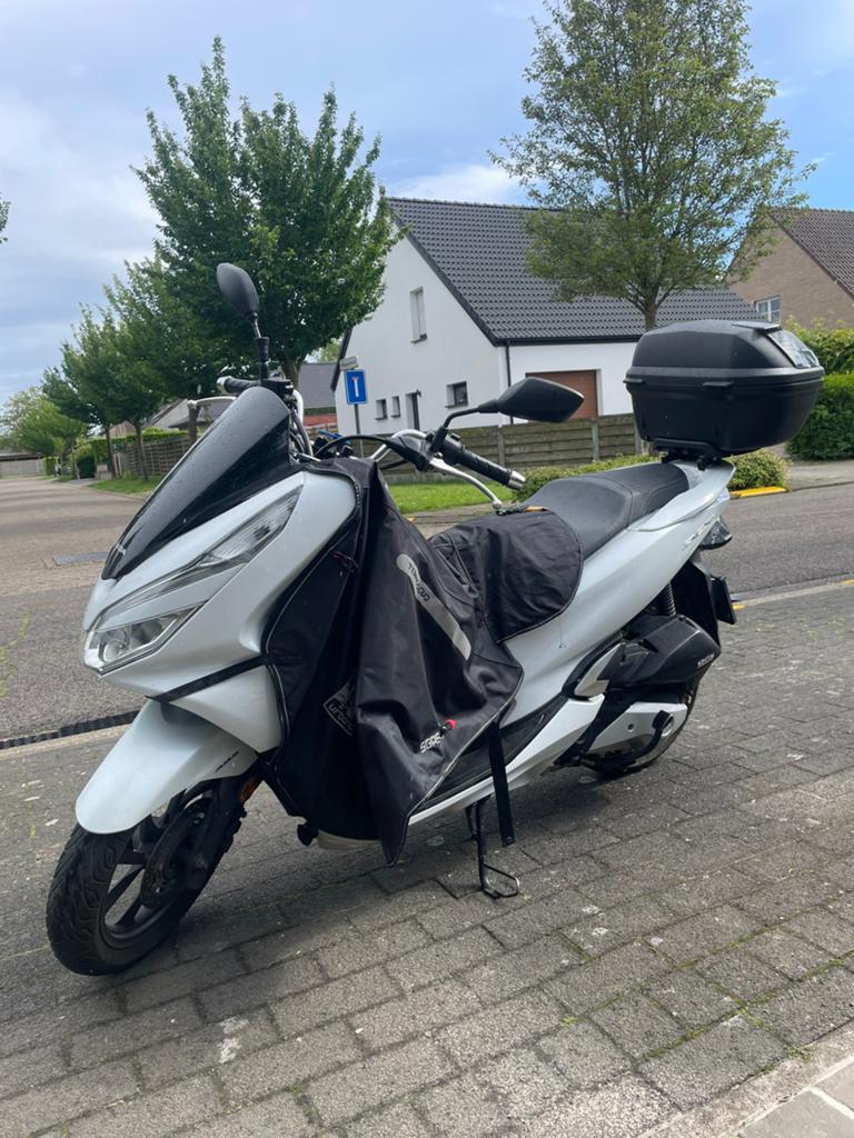 Honda PCX 125 (2018) - volledig uitgerust + winterset, Motos, Scooter, Occasion, 125 cm³, Particulier