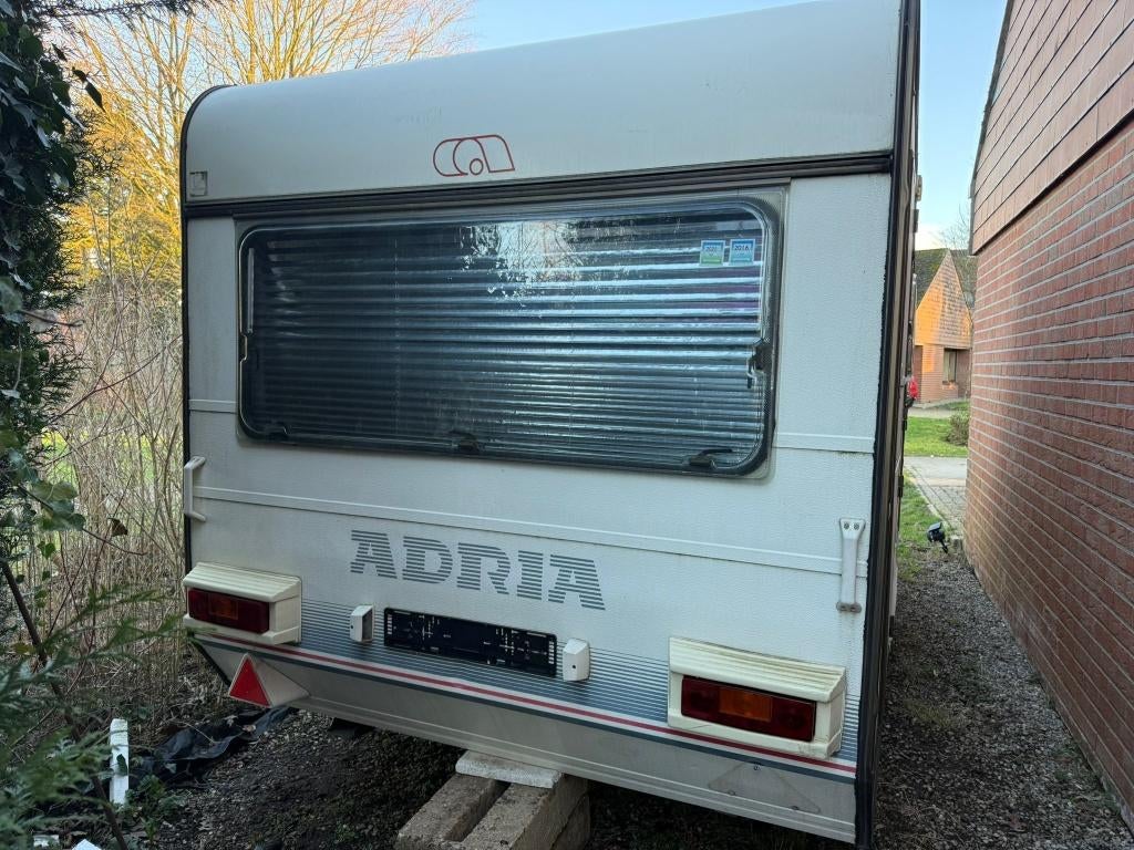 Caravan te koop, Caravanes & Camping, Caravanes, Jusqu'à 4 m, Lits superposés, Particulier, Siège standard