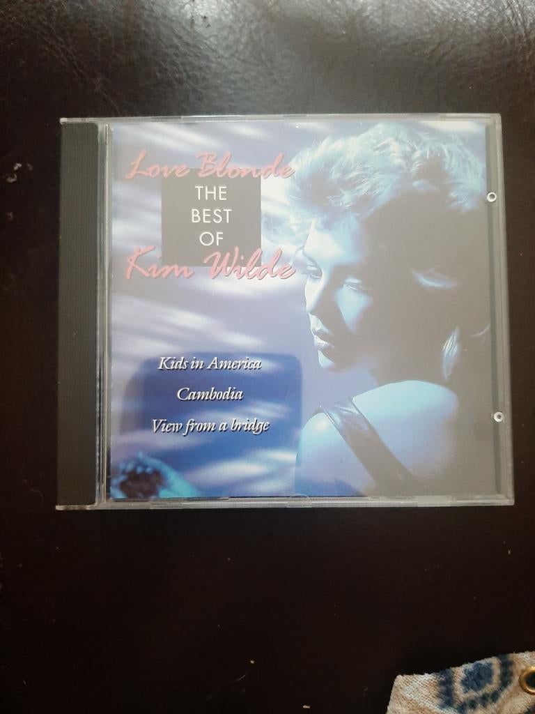 Cd - Kim Wilde- the best of love blonde, Ophalen of Verzenden, Gebruikt