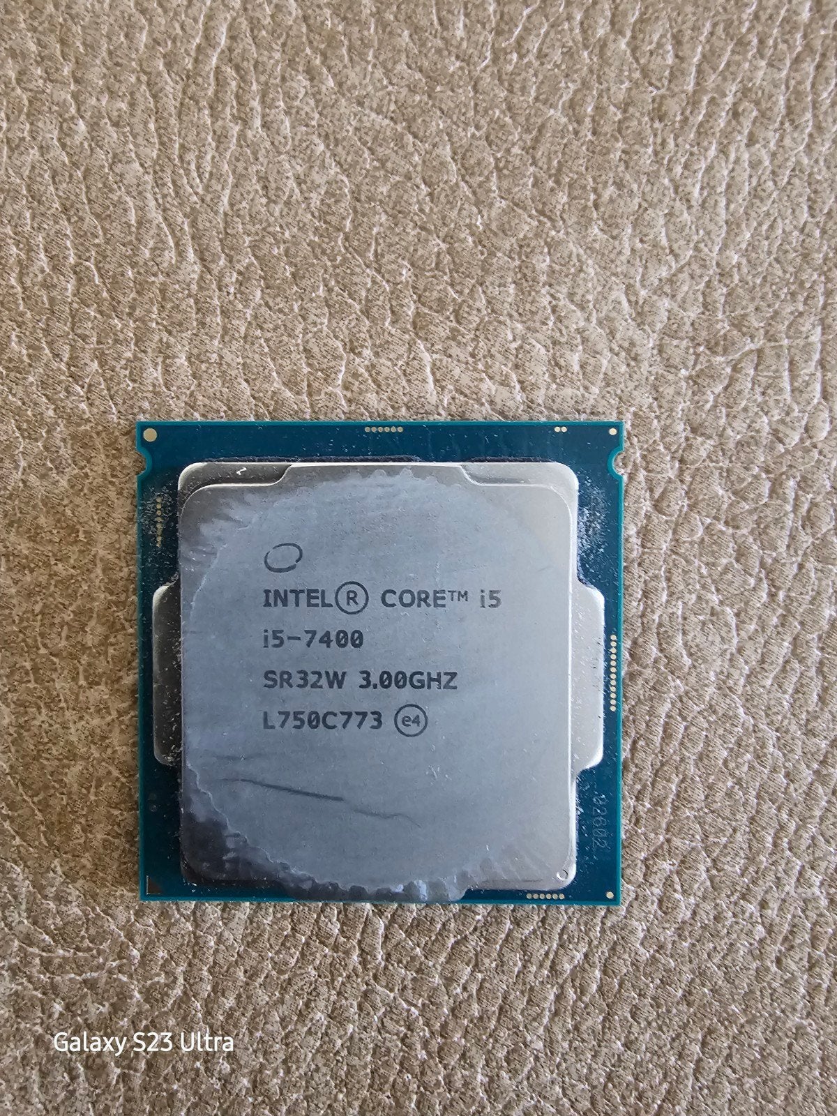 CPU I5 7gen. 2x Ryzen 5 3600, Computers en Software, Ophalen, Zo goed als nieuw