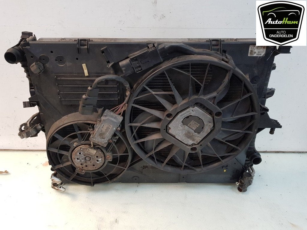 RADIATEUR COMPLET Porsche Cayenne (9PA) (01-2002/09-2010), Dhr. J. Ham, Administratie@autoham.nl, Porsche, Utilisé