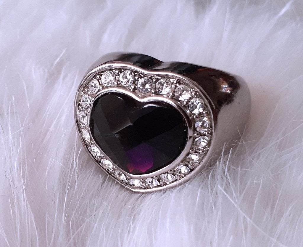 Cocktailring vintage paars hart met strass, 18 tot 19, Paars, Nieuw, Ophalen of Verzenden