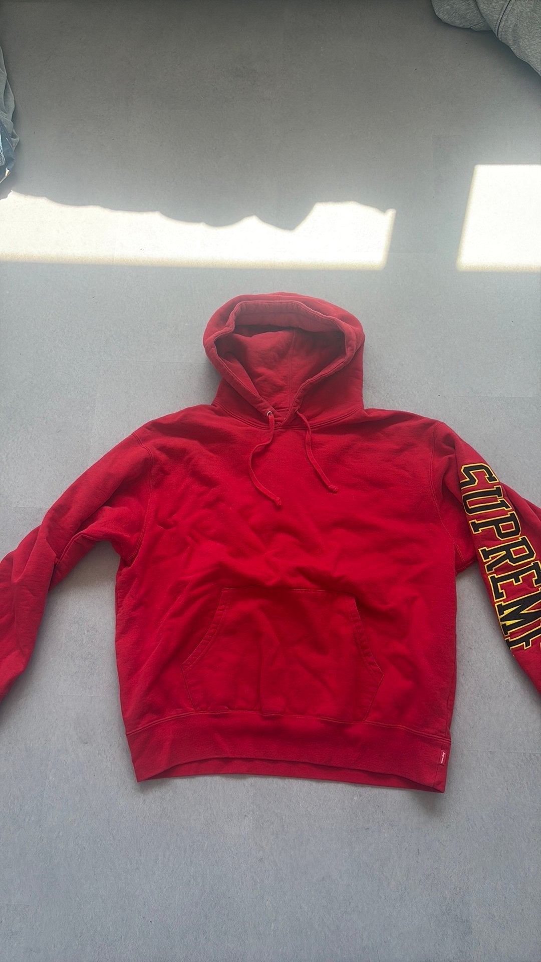Supreme Rare Limitit Edition Medium, Ophalen, Zo goed als nieuw