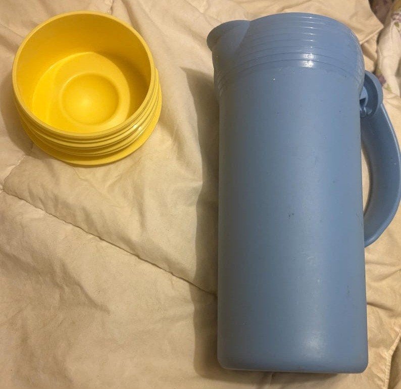 Tupperware schenkkan, Ophalen