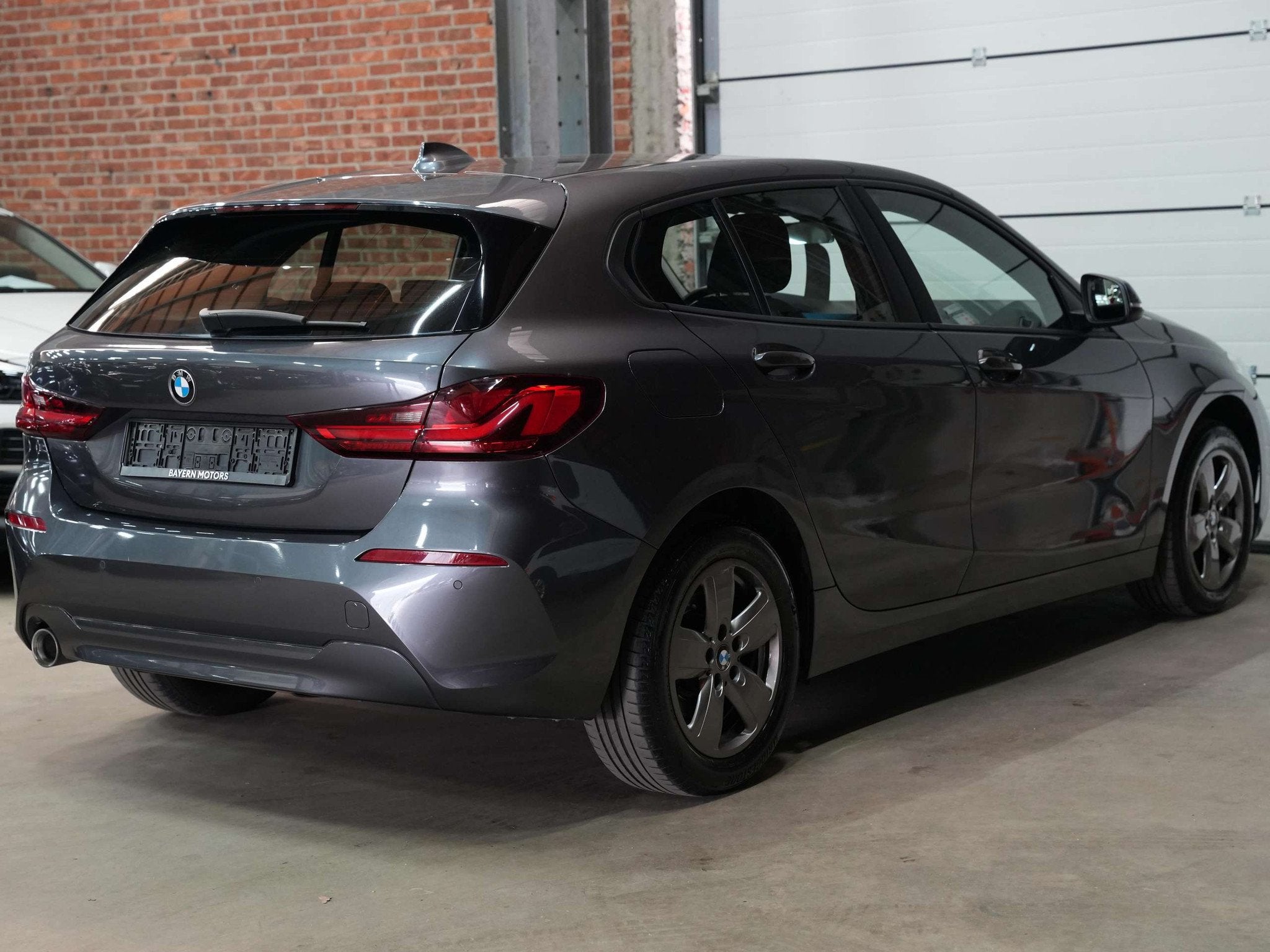BMW 116 d EURO 6d Garantie, Gebruikt, Bi-Xenon koplampen, Bedrijf, 5 deurs