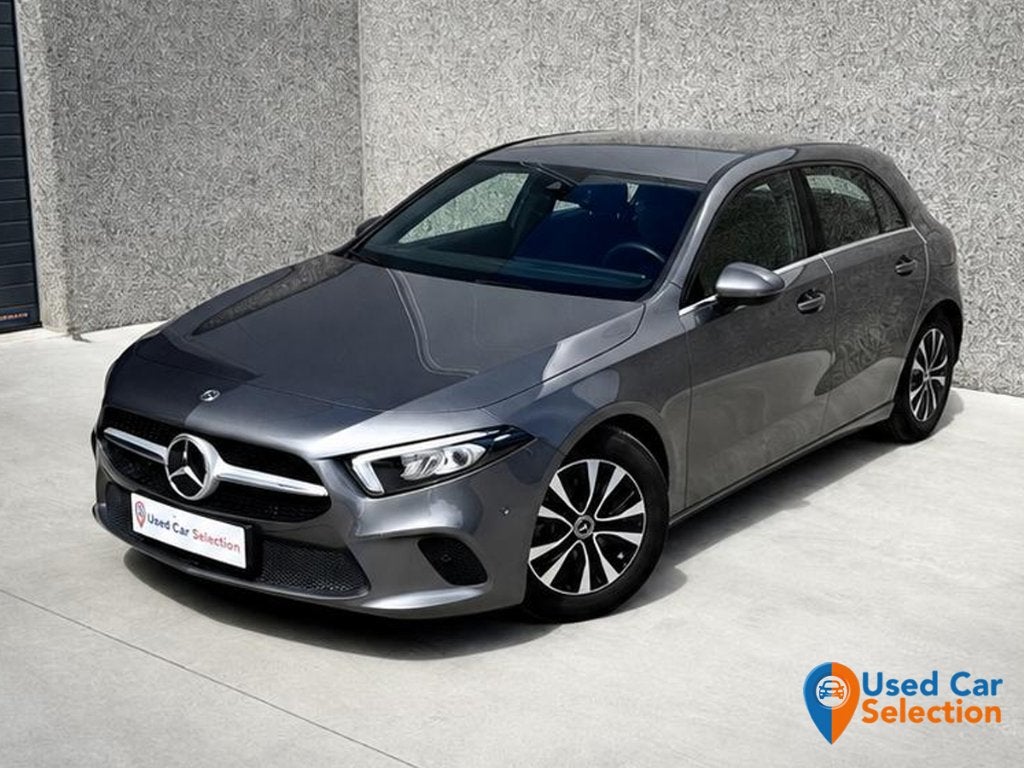 Mercedes-Benz A180d Business Line/Automaat/ 7000KM/ Garantie, Auto's, Mercedes-Benz, Dealer onderhouden, 4 cilinders, Leder en Stof