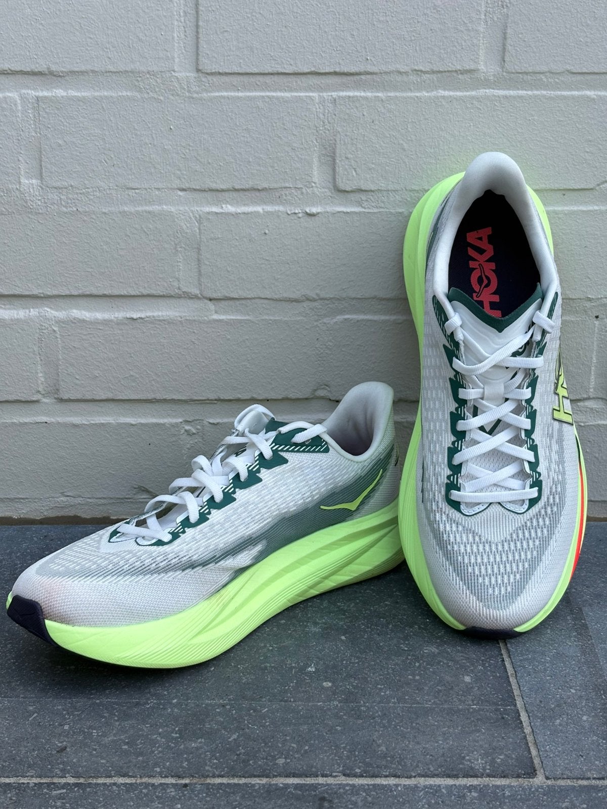 Hoka Mach 7, Sport en Fitness, Loopsport en Atletiek, Ophalen of Verzenden, Zo goed als nieuw