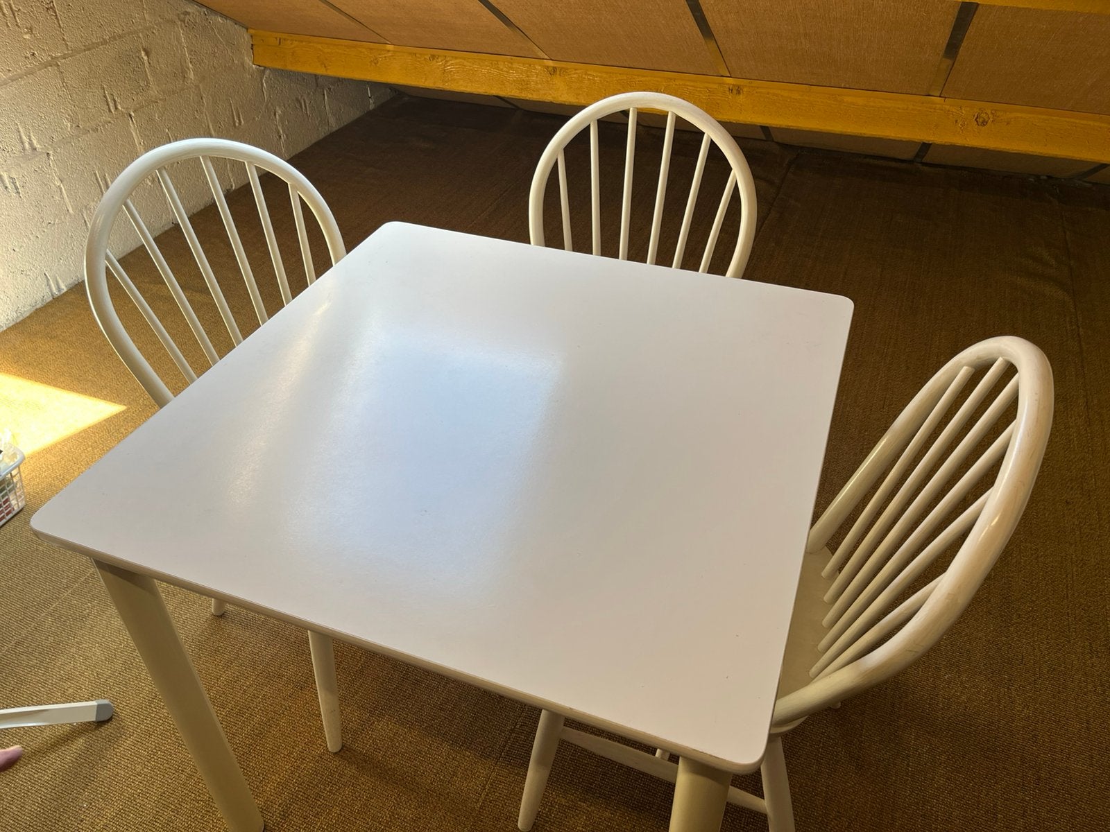 Witte vierkante keukentafel 80x80 met 3 stoelen, Ophalen, Gebruikt