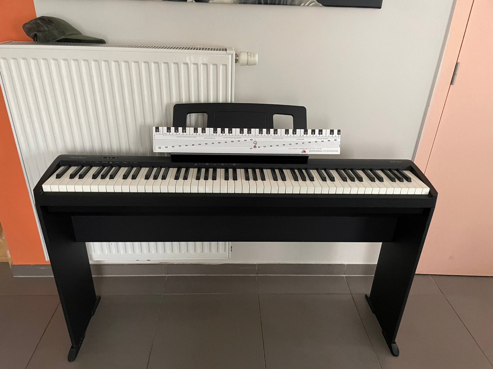 Roland  FP 10 digitale piano, Enlèvement, Comme neuf, Noir, Piano