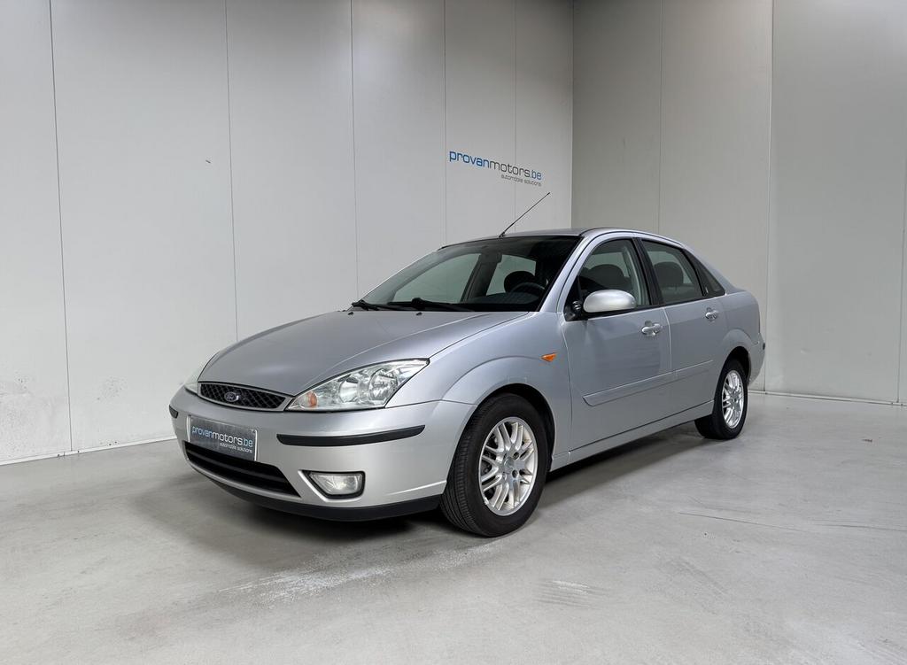 Ford Focus 1.6 Benzine Man. - Airco - EXPORT!, Auto's, 0 cilinders, 0 kg, Elektrische ramen, Grijs