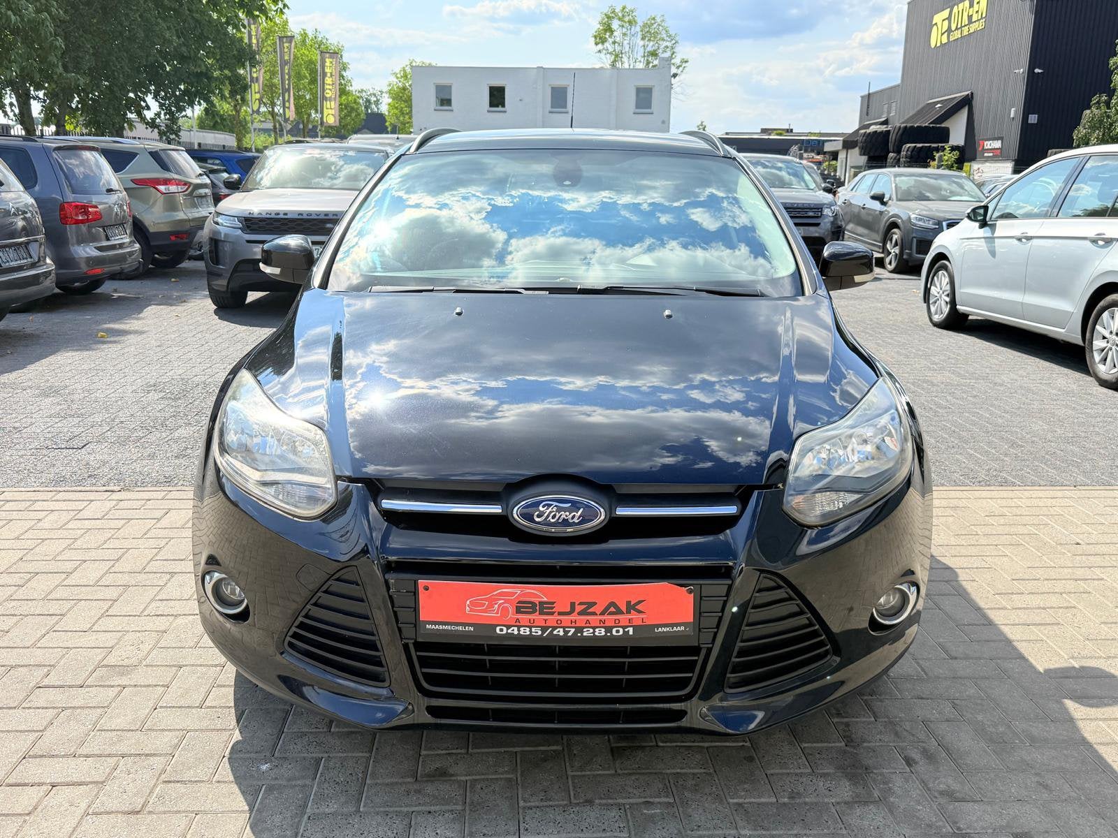 Ford Focus 1.6TDCi 2013 1jaar garantie, Auto's, Ford, Euro 5, Zwart, Bedrijf, Grijs