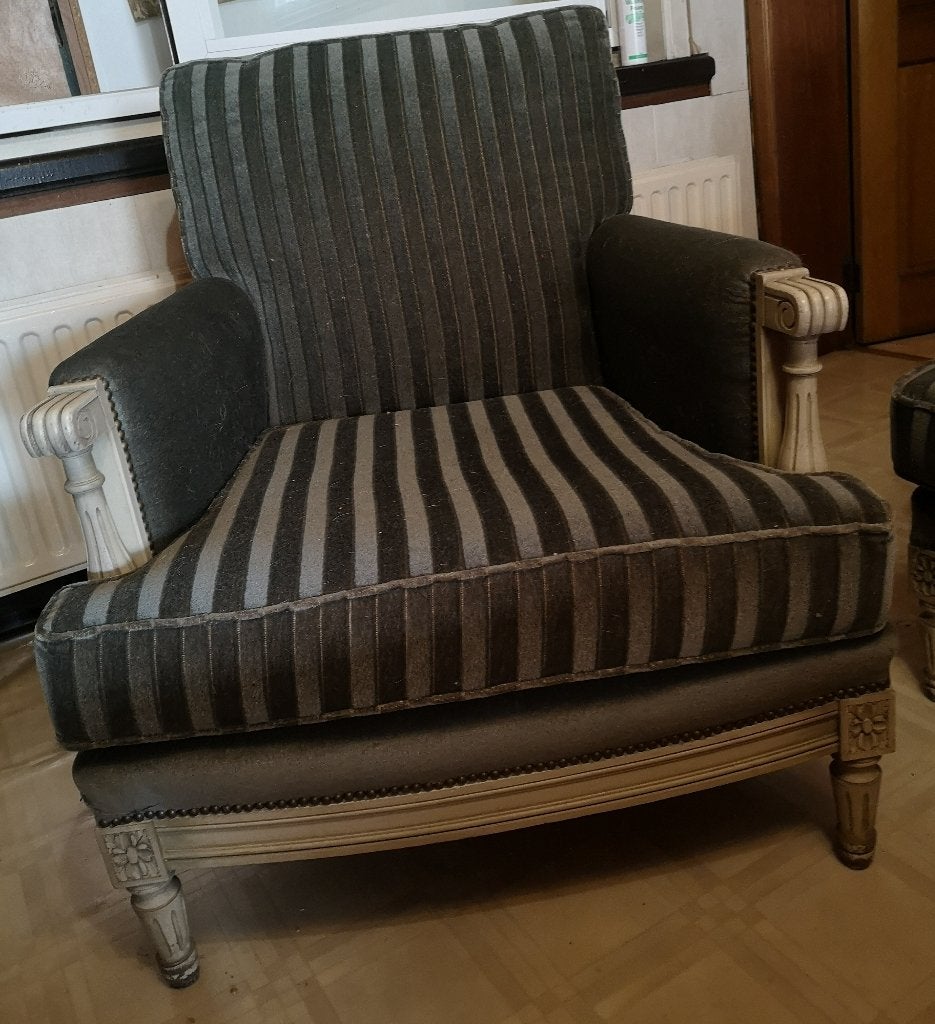 Woonkamer in Louis XV-stijl, Ophalen