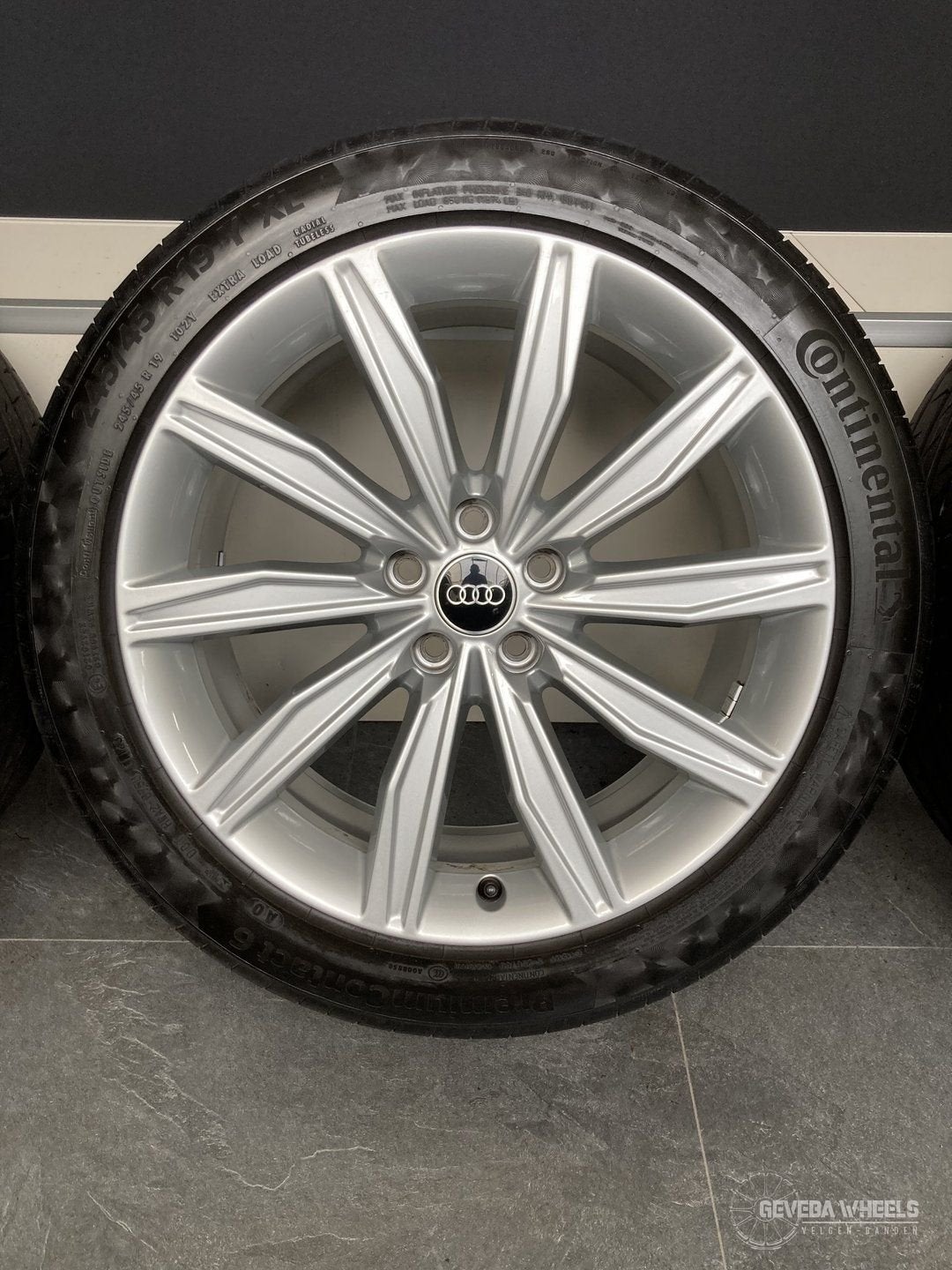 19” originele Audi A6 C8 velgen + banden 5x112 245/45/19 4K0, Pneus et Jantes, 245 mm, Véhicule de tourisme, Pneus été