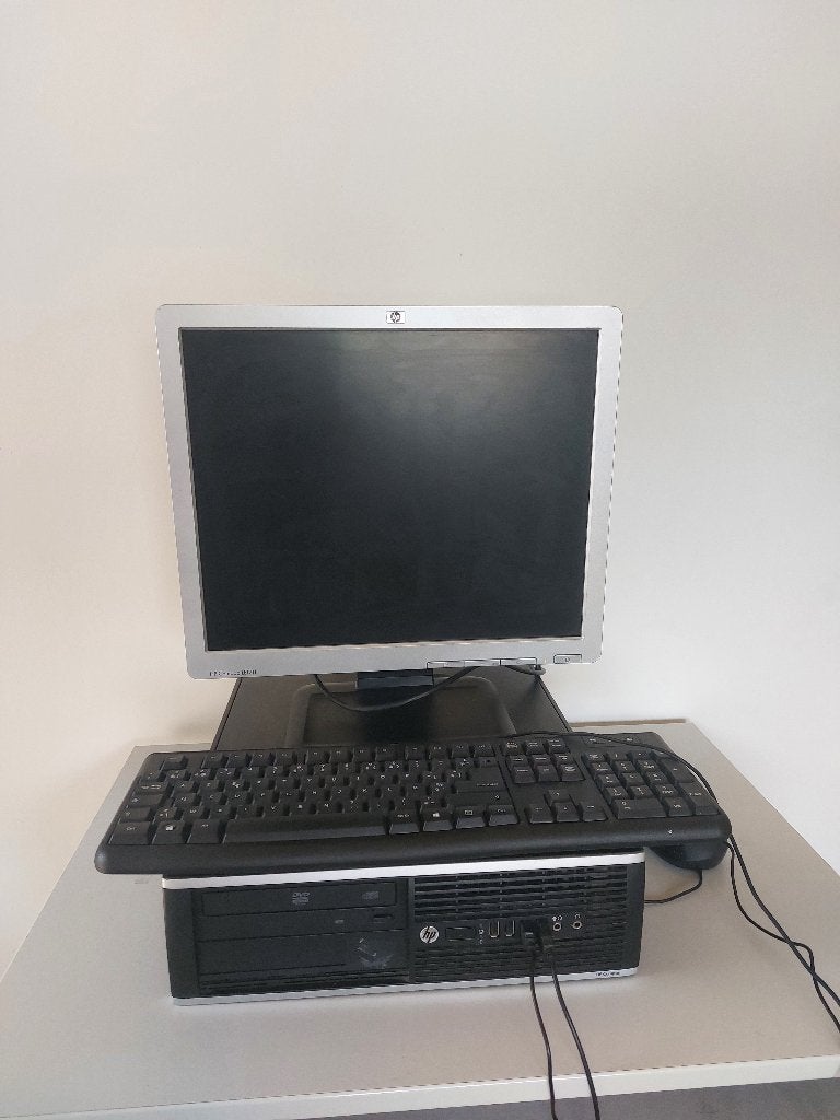 Ordinateur HP de Bureau Complet, Informatique & Logiciels, 8 GB, 465 Go, Intel Core i5, Enlèvement