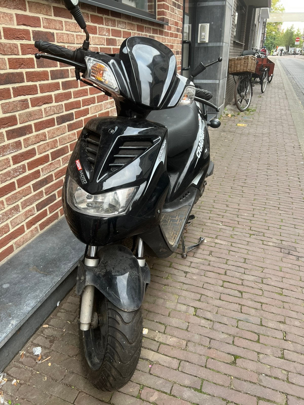 Brommer B klasse 50cc Generic Cracker, Ophalen, Zo goed als nieuw