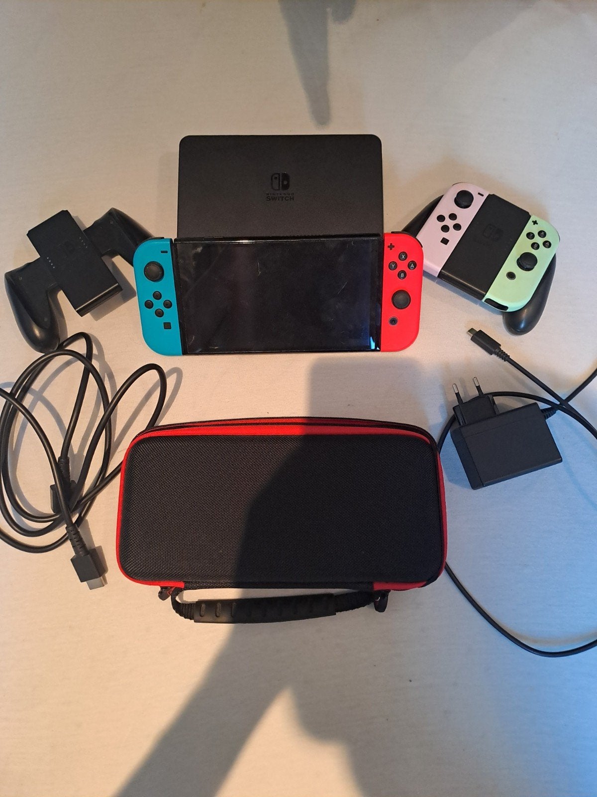 nitendo switch1 nieuwconditie, Games en Spelcomputers, Ophalen, Zo goed als nieuw, Met 2 controllers, Switch Original