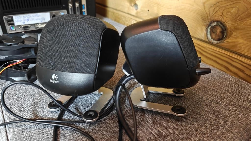Logitech Z‑340 speakers Satelliet(zonder subwoofer), Computers en Software, Pc speakers, Gebruikt, Audiokanaal 2.1, Ophalen