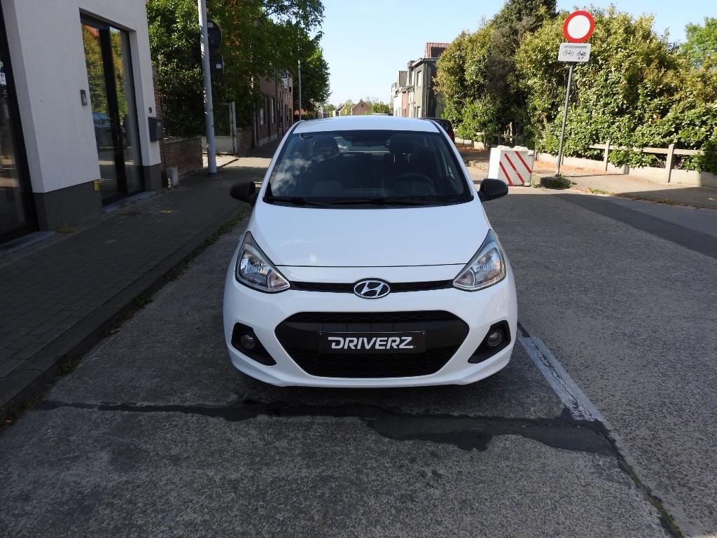 Hyundai I10 in zeer mooie staat + 12m garantie !!, USB, Wit, Bedrijf, 5 deurs