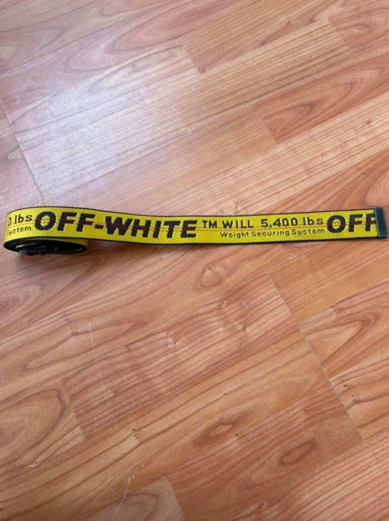 Off white riem, Ophalen, Zo goed als nieuw