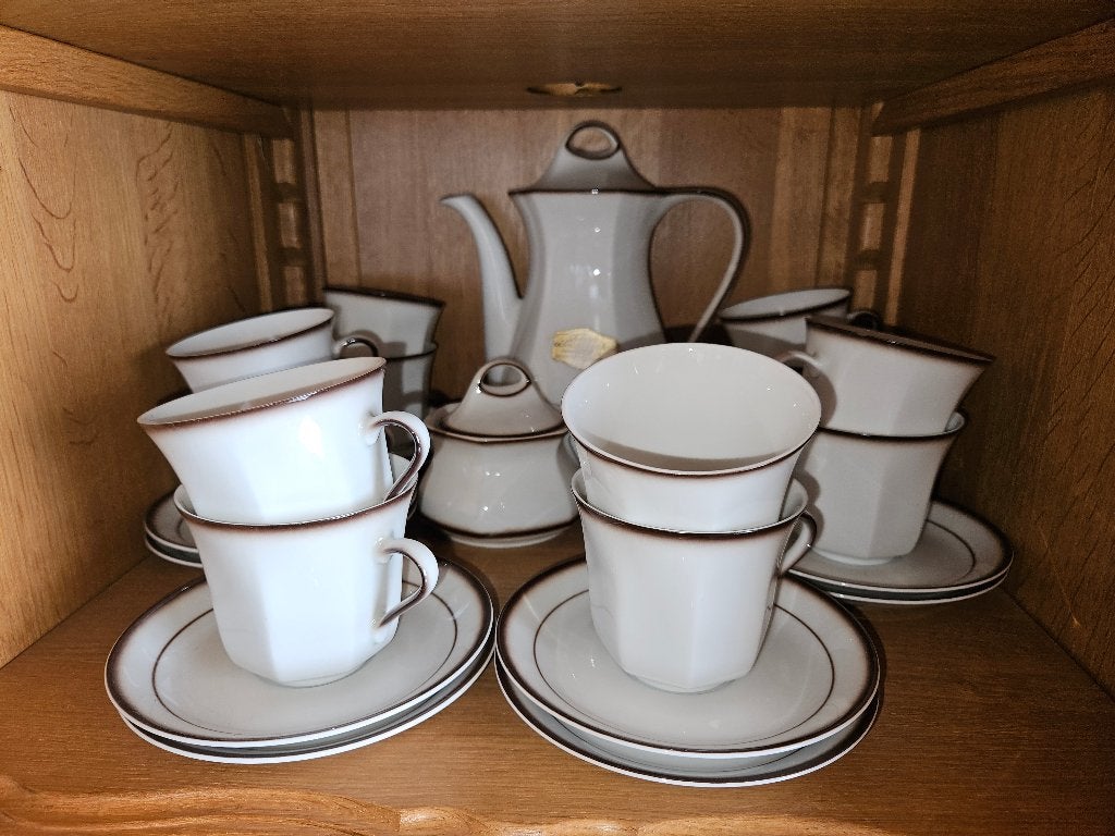 Servies, Ophalen, Zo goed als nieuw