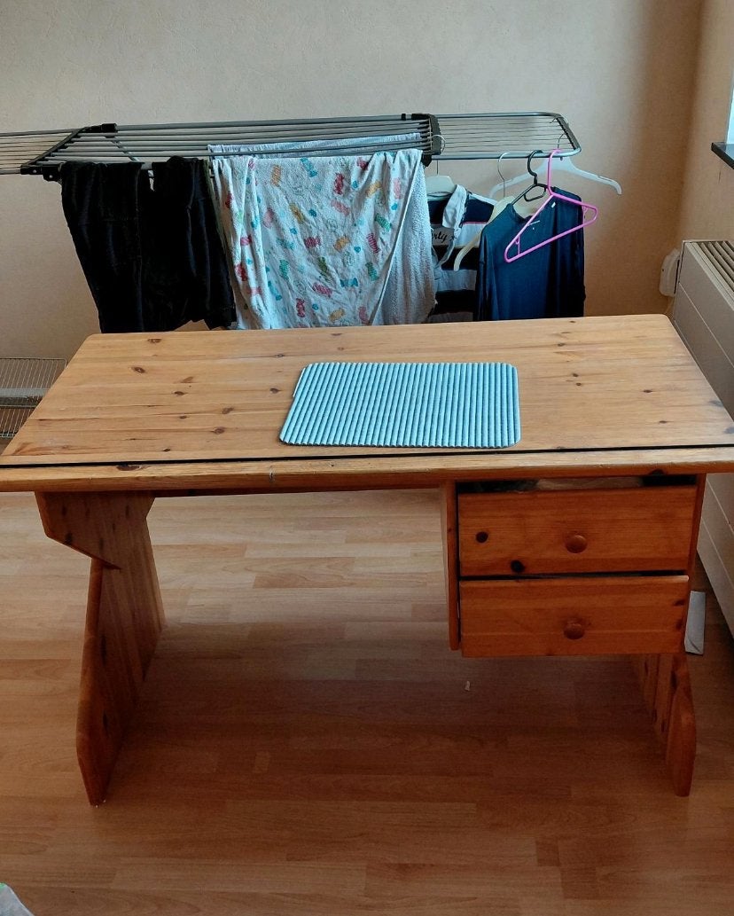 Tafel in goede staat, Ophalen, Zo goed als nieuw