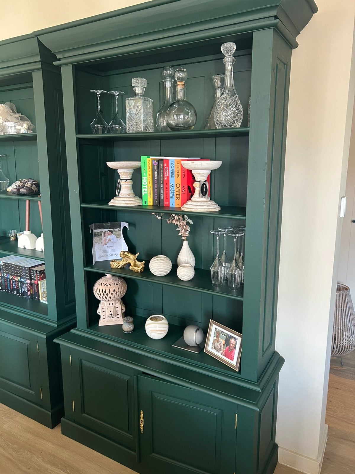 2 Engelse boekenkasten, Ophalen, Met deur(en), 100 tot 150 cm, 200 cm of meer