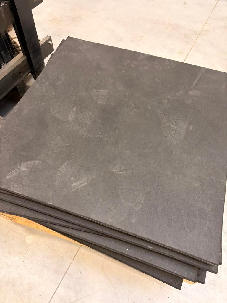 8 tegels 2cm dik 100x100, Rubber, M, Ophalen of Verzenden, Zo goed als nieuw