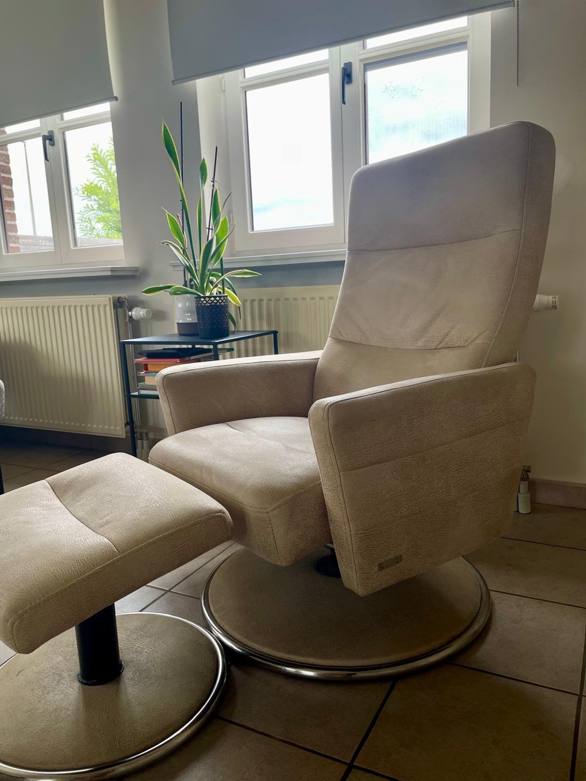 Relaxzetel met voetbank, Enlèvement