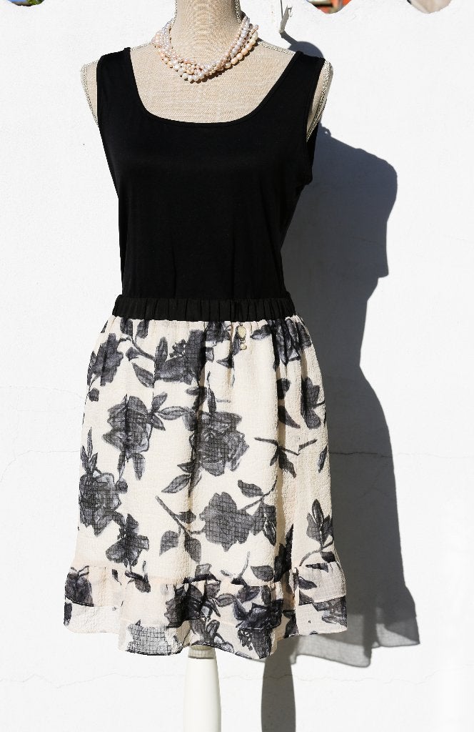 Prachtige rok met twee sets - maat S (of M), Kleding | Dames, Zwart, Nieuw, Ophalen of Verzenden, Twin-Set