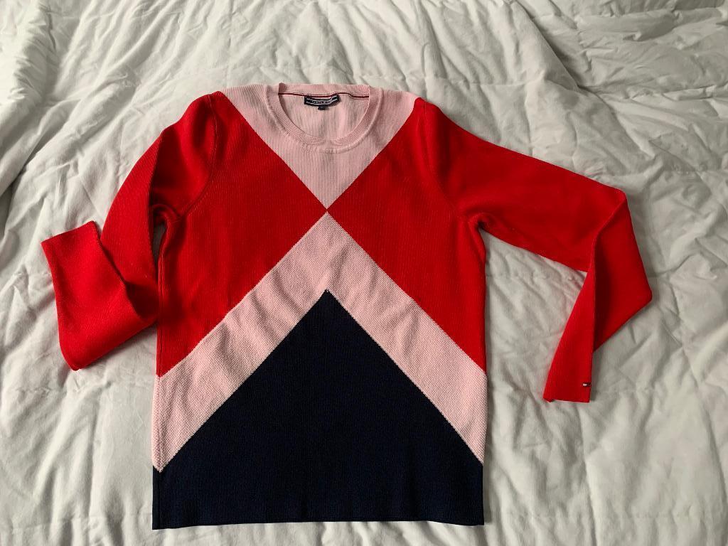 Pull Tommy Hilfiger XS en viscose en bon état, Tommy hilfiger, Enlèvement ou Envoi, Autres couleurs, Comme neuf