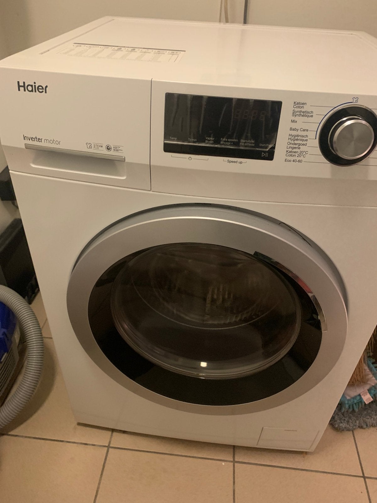 Haier Wasmachine in uitstekende staat, Elektronische apparatuur, Ophalen, Zo goed als nieuw
