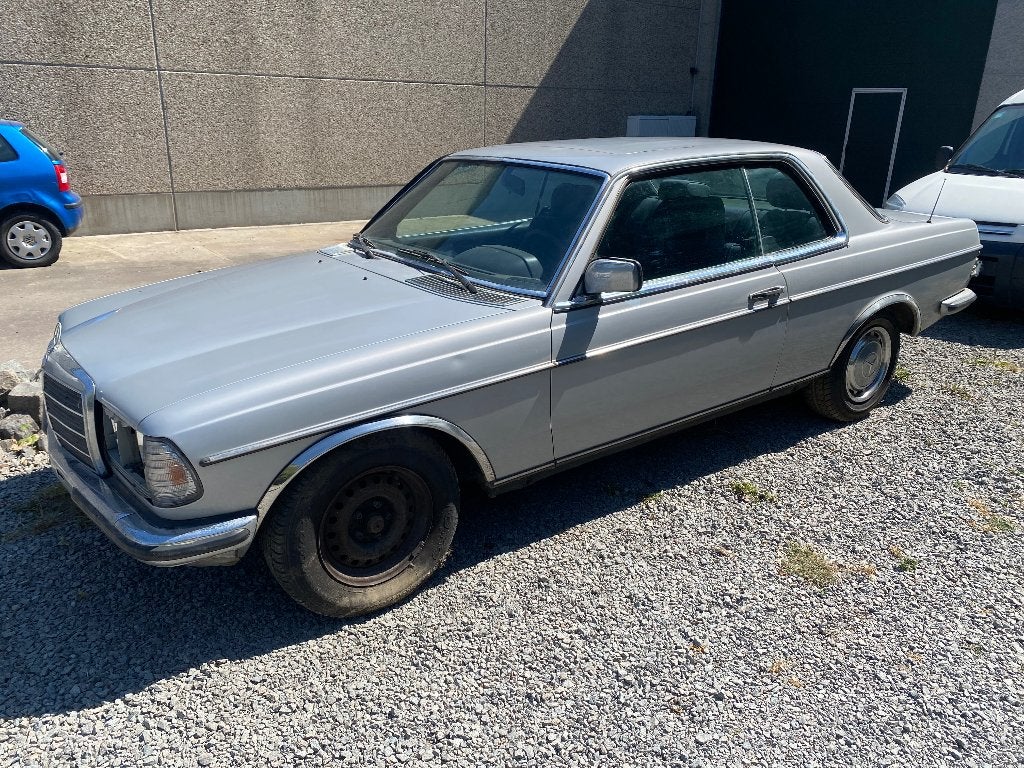 Mercedes W123 CE230 automatische met injectie 151km, Auto's, Particulier, Automaat, Te koop