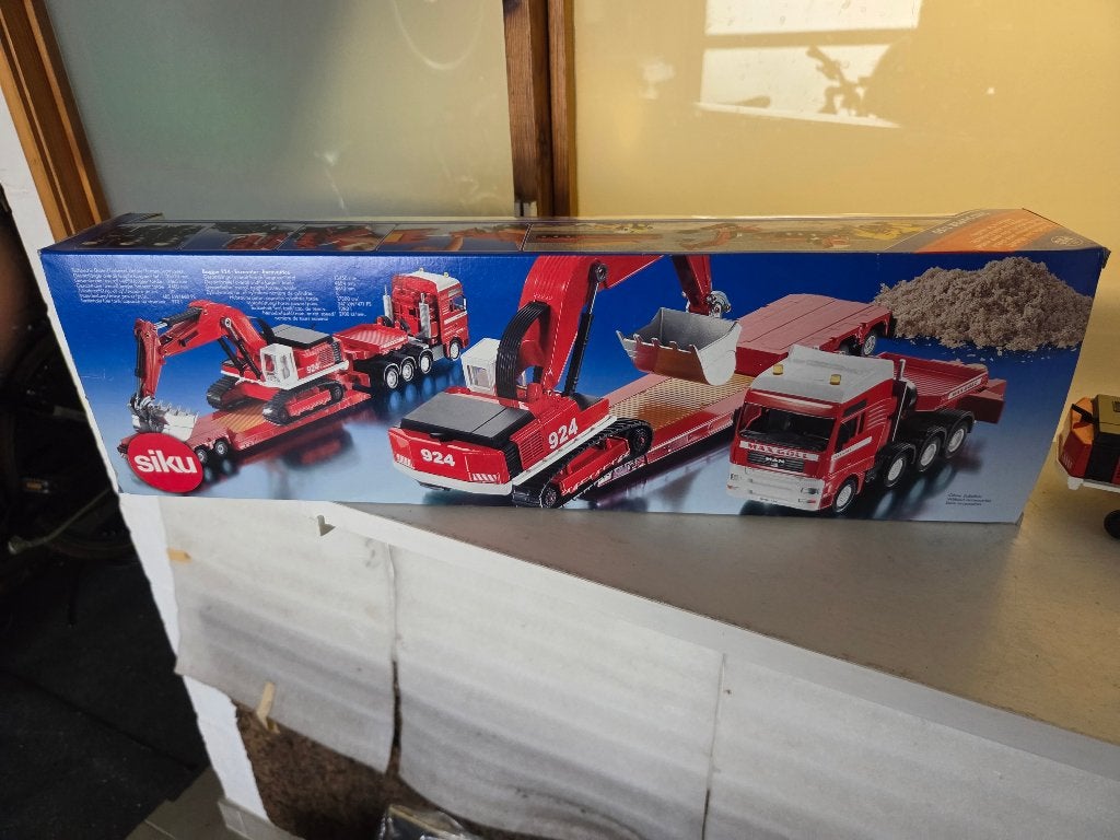 Siku 3930, Hobby en Vrije tijd, Verzenden, Zo goed als nieuw, Bus of Vrachtwagen, SIKU