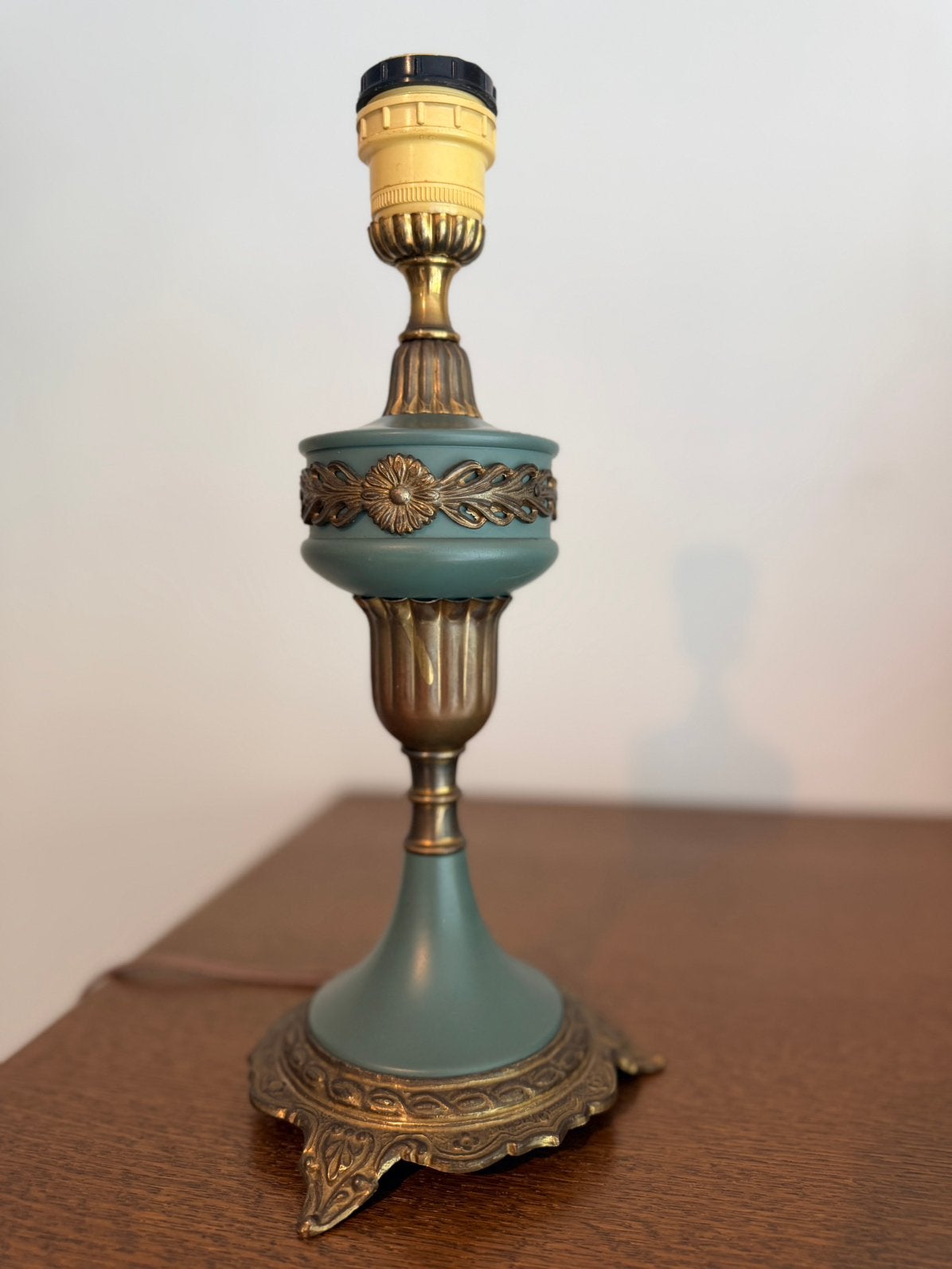 Lampe ancienne, Enlèvement