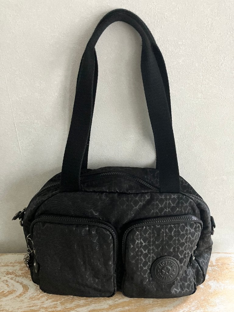 Kipling COOL DEFEA Schoudertas zwart 33x22x12  ., Bijoux, Sacs & Beauté, Sacs | Sacs à bandoulière, Enlèvement ou Envoi, Comme neuf