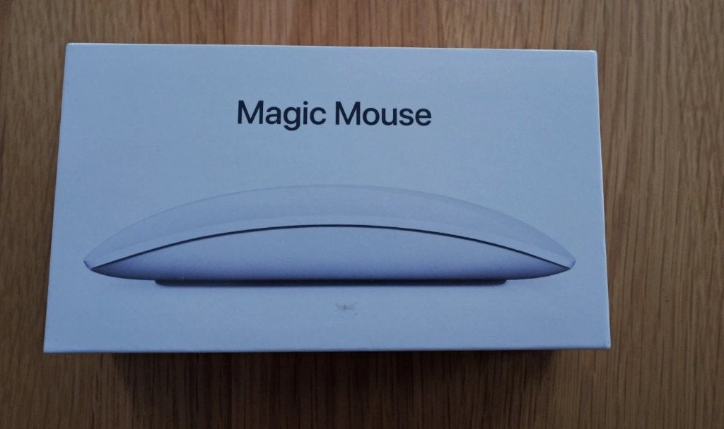 Apple Magic Mouse NEUVE SCELLÉE (modèle 2026), Informatique & Logiciels, Souris, Neuf, Souris, Sans fil, Ergonomique, Enlèvement ou Envoi