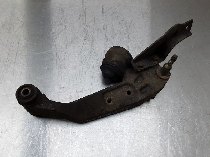 DRAAGARM LINKS VOOR ONDER Skyline (R31 / 33 / 34 / 35), Auto-onderdelen, Gebruikt, Nissan