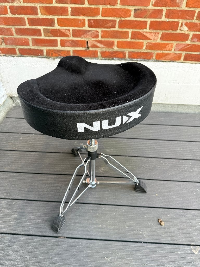 NUX NDT-03 Drum Throne drumkruk met zadelzitting, Musique & Instruments, Batteries & Percussions, Enlèvement, Comme neuf, Autres marques