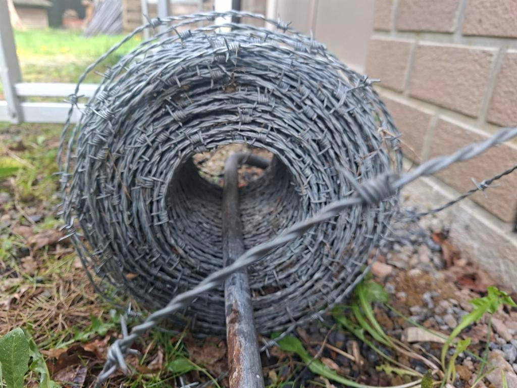Rol prikkeldraad, Tuin en Terras, Gaas en Draad, Ophalen, Prikkeldraad