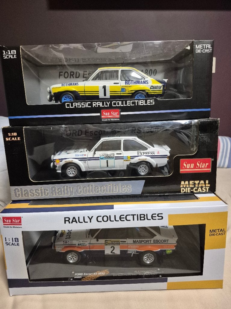 Ford escort rs1800 mk2 rally 1/18 sunstar, Enlèvement ou Envoi, Utilisé, Voiture