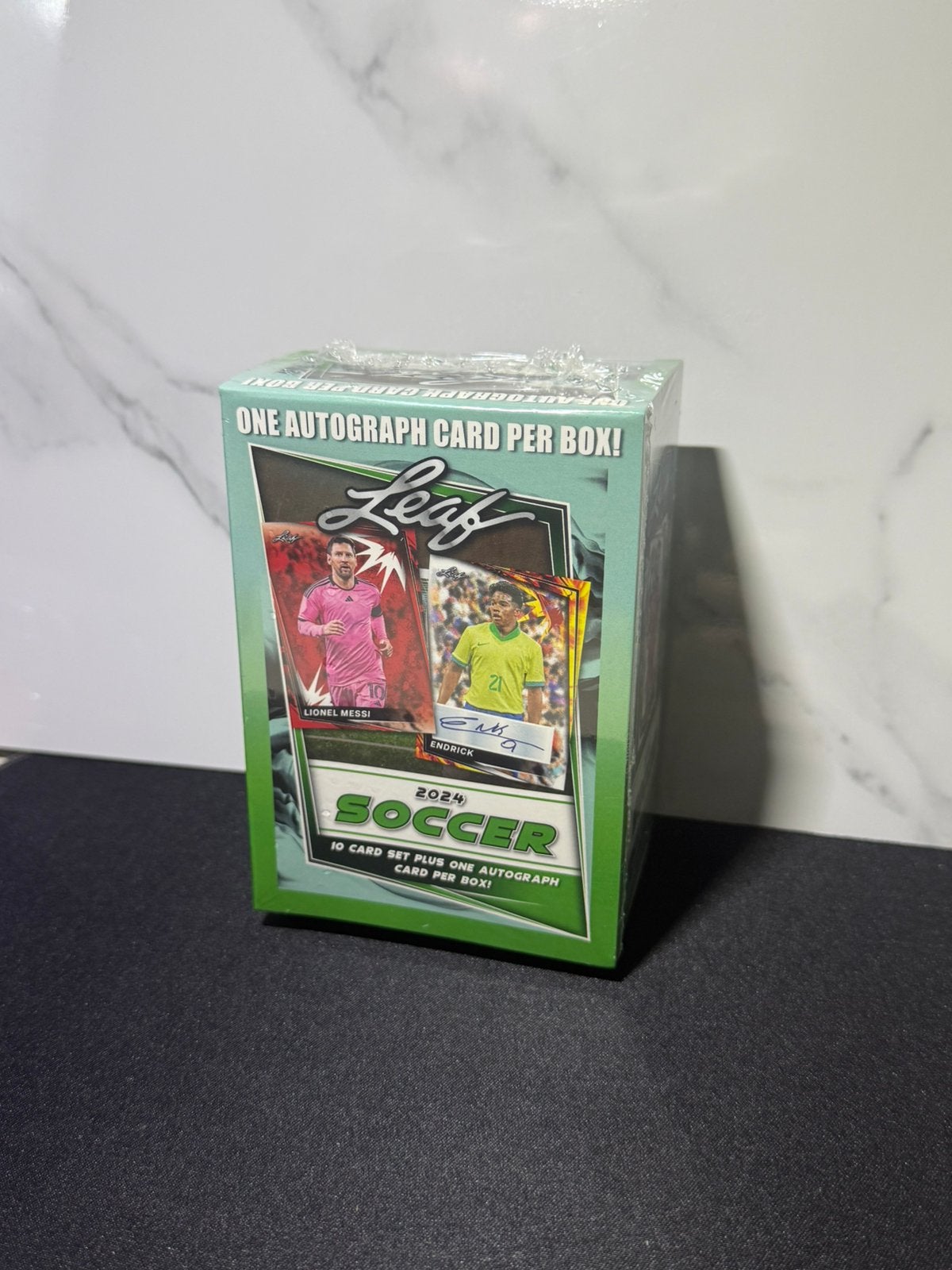 LEAF 1 AUTOGRAPH PER BOX, Verzenden, Nieuw, Overige typen