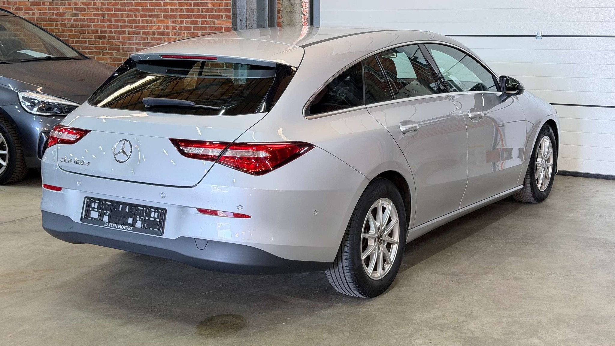 Mercedes-Benz CLA 180 d Garantie EURO 6d Prof Navi Widescree, CLA, Stof, Gebruikt, 4 cilinders
