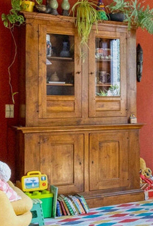 Elzenhouten kasten, Ophalen, Gebruikt, 150 tot 200 cm, Met lade(s)