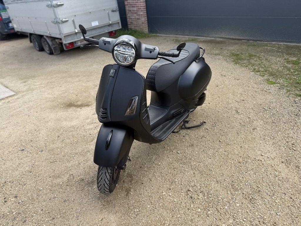 Piaggio vespa gts 300 NOTTE supersport HPE 2020, Motoren, Scooter, Occasion, ABS, Particulier