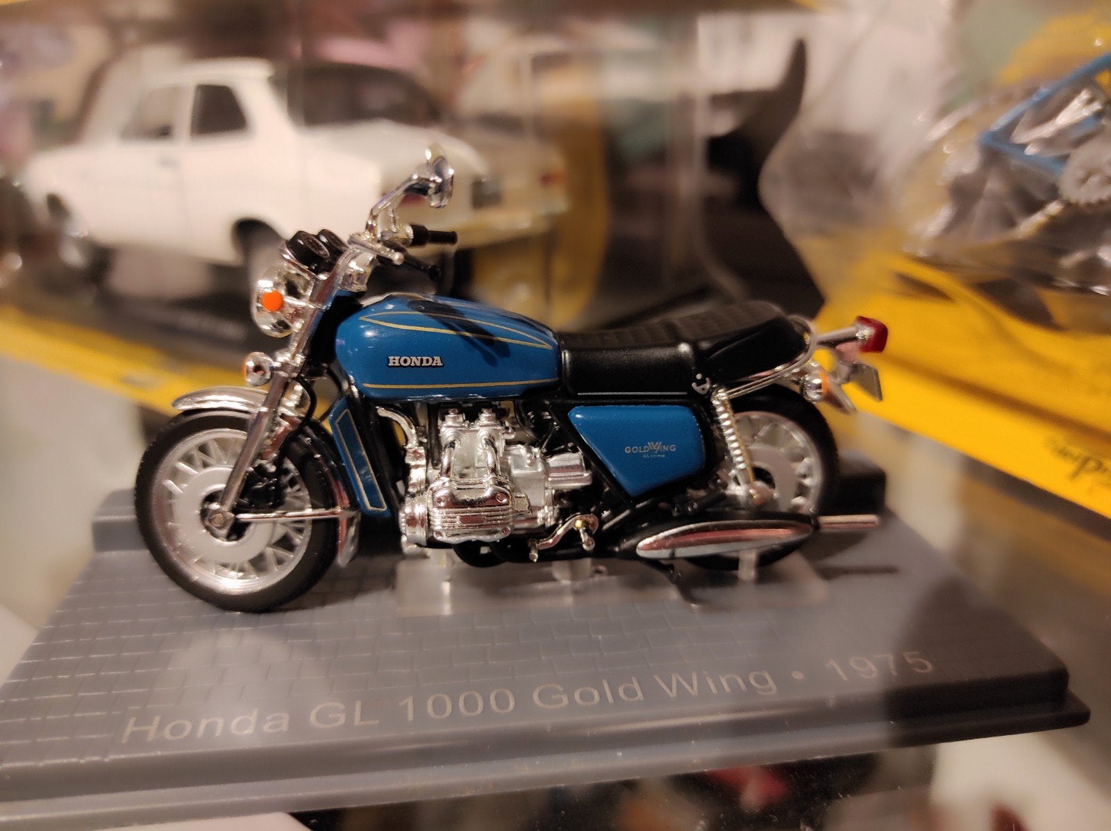 Honda GL1000 Goldwing 1975 1:24 dans vitrine, Enlèvement ou Envoi