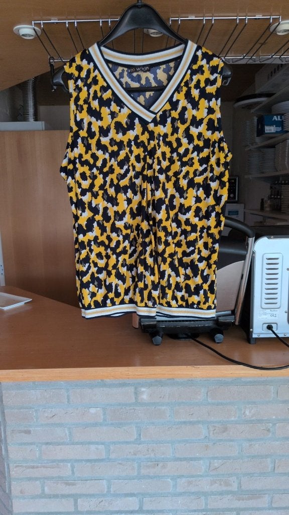 geel topje - XXL - 6€, Kleding | Dames, Grote Maten, Ophalen of Verzenden, Zo goed als nieuw, Geel, Shirt of Top