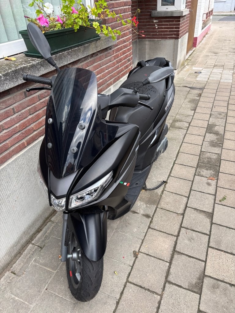 Aprilia SXR 50 4700KM, SR 50, Classe B (45 km/h), Enlèvement, Utilisé