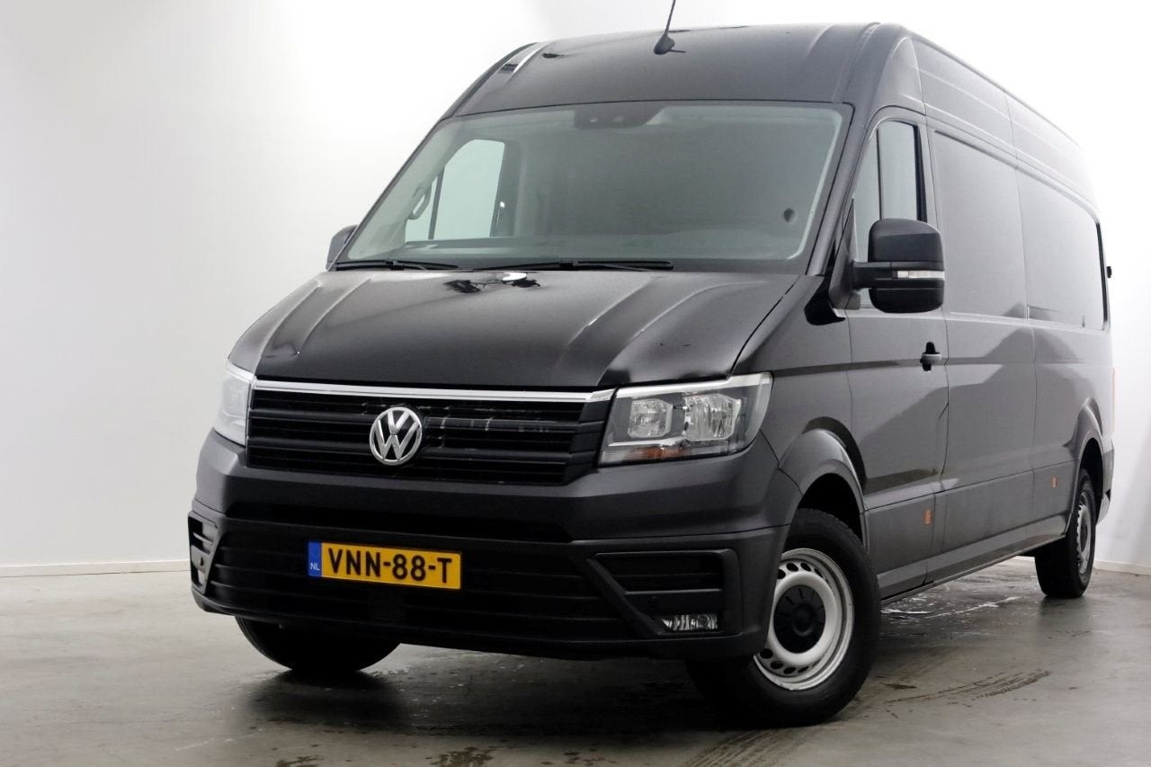 Volkswagen Crafter 35 2.0 TDI 140pk DSG-Automaat L4H3 (L3H2), Auto's, Automaat, Electronic Stability Program (ESP), Zwart, Bedrijf